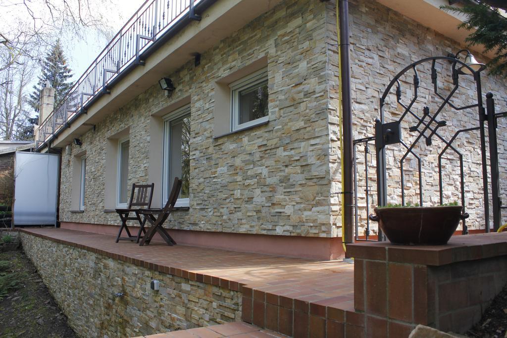 Apartment Dejvice Prag Exterior foto