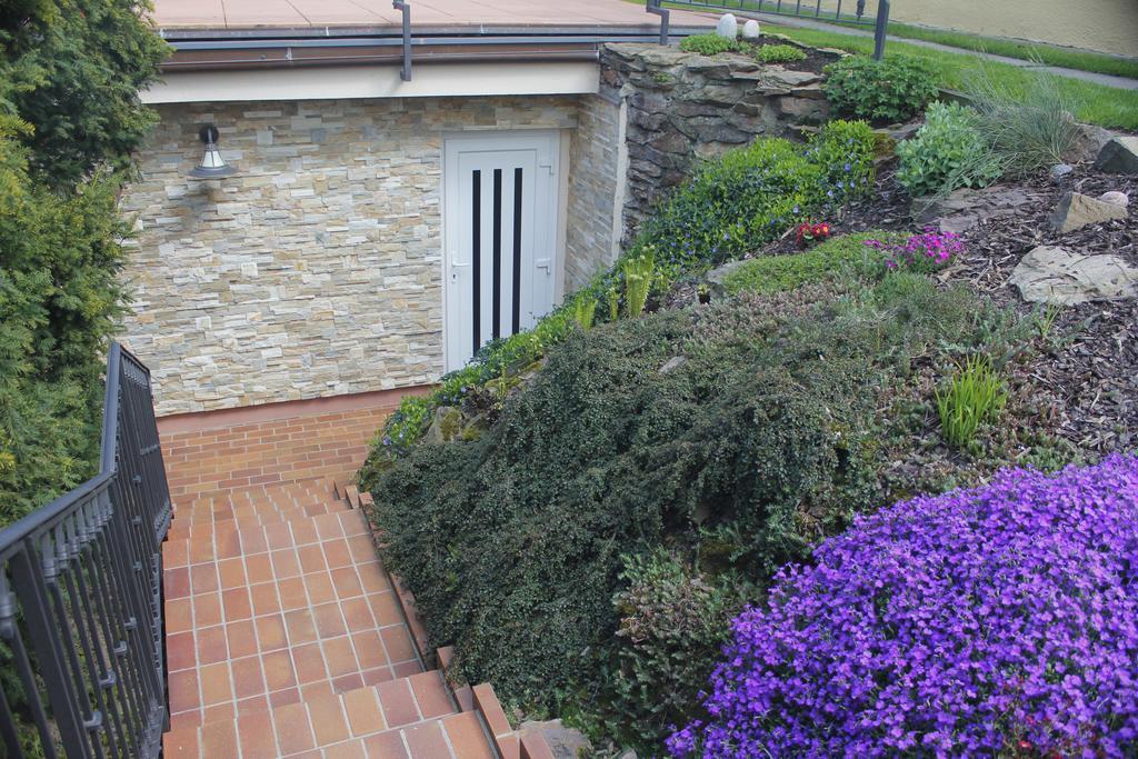 Apartment Dejvice Prag Exterior foto